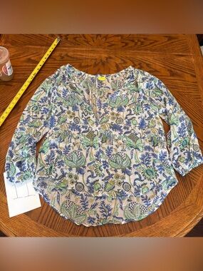 Roller Rabbit Green blue lightweight top